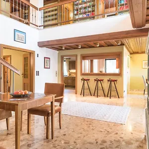  Villa Yes, It Is Retro - Big With Indoor Pool