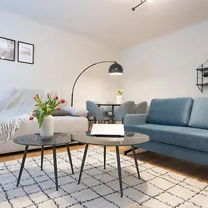 Chic 1-bed By Canal Walk To Historic Centre Apartamento