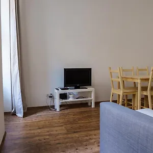 1200 Apartamento